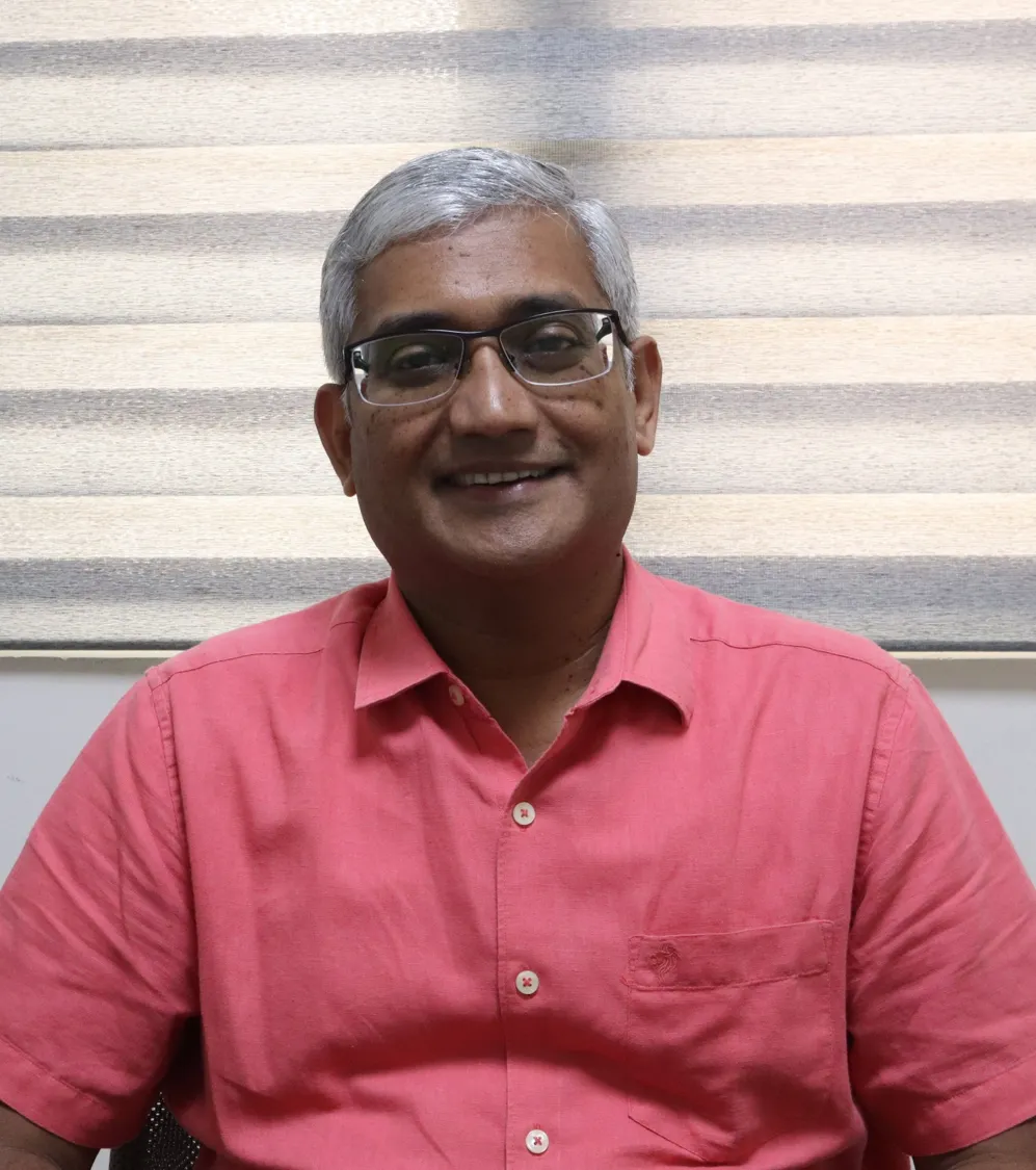 Dr. Ramkumar K