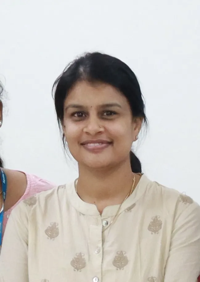 Dr. Devayani R